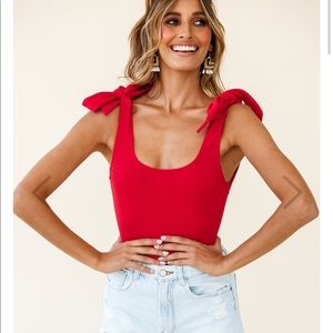 Red bow shoulder bodysuit Small (selfie Leslie)